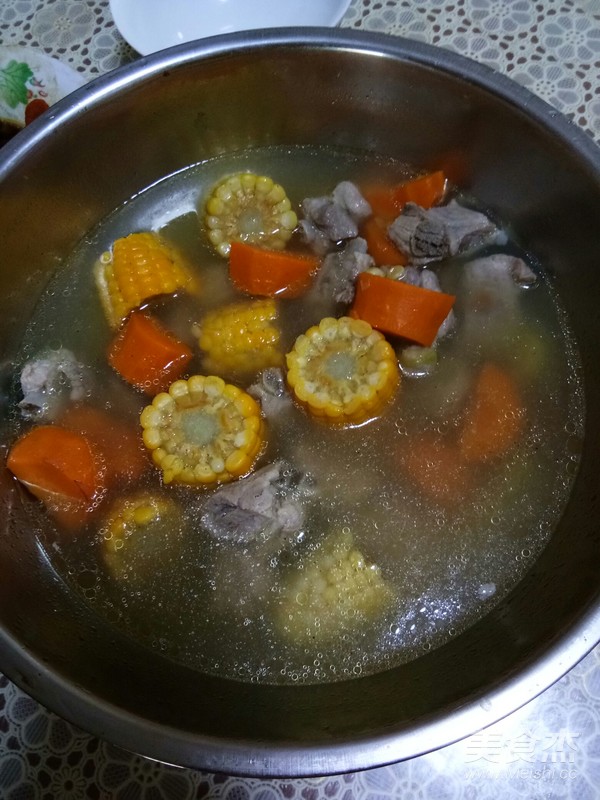 排骨玉米汤的做法