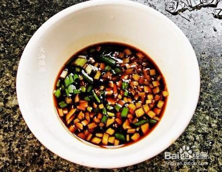 制作清蒸大闸蟹