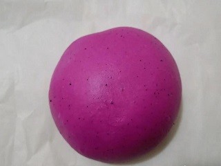 火龙果巧克力流心软欧怎么做