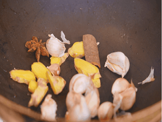 菠菜猪蹄怎么做?