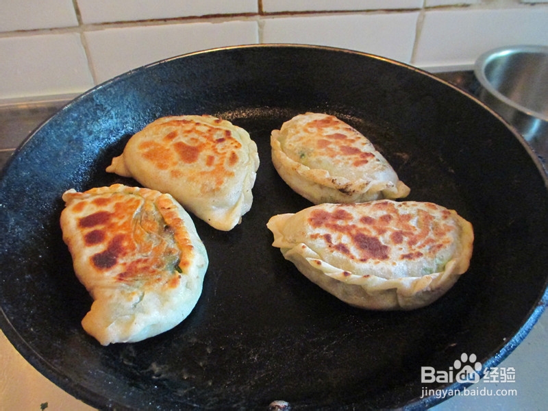 盛夏美食韭菜盒子