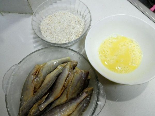 麦片裹炸小黄鱼