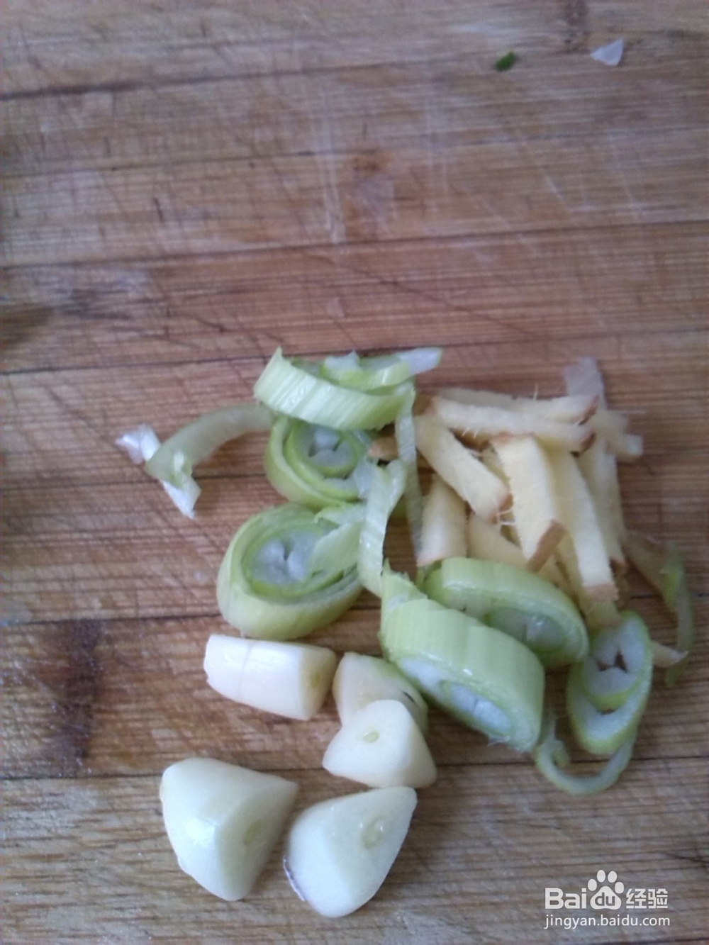 如何做五彩银耳鸡蛋汤