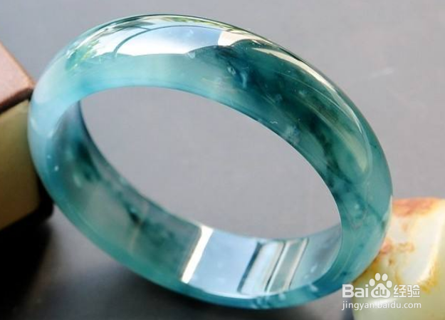 如何挑翡翠手镯片料
