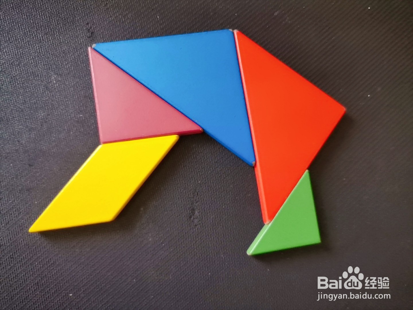 怎样用七巧板拼一只大熊