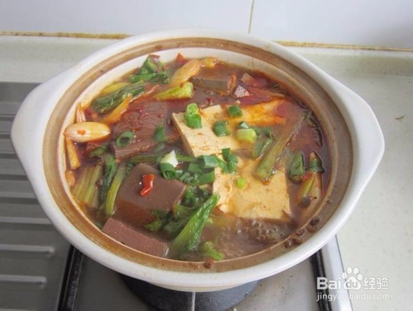 怎么做鸭血豆腐煲