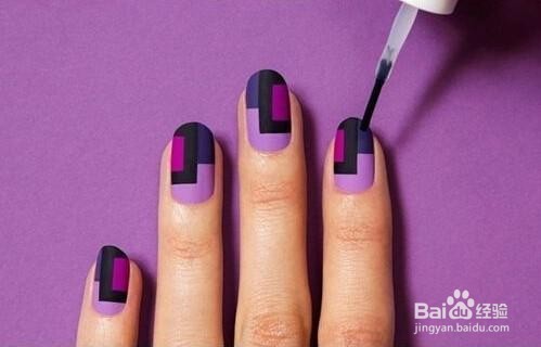 高贵紫色拼接美甲