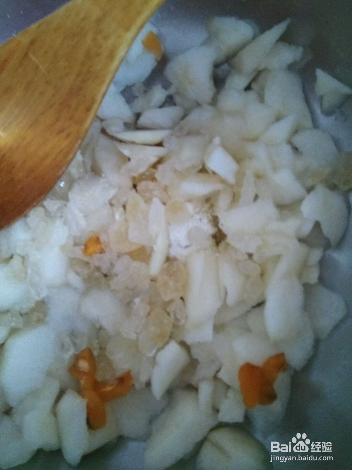 雪梨枇杷膏的做法