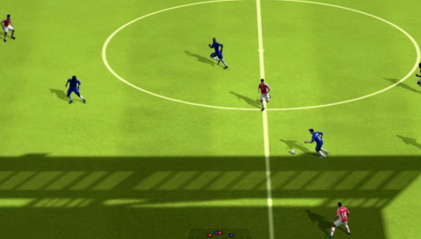 足球世界怎么玩