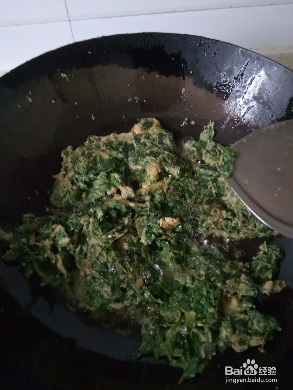 香椿炒鸡蛋的做法