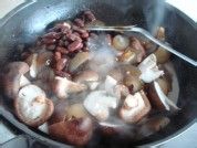 干锅鸡腿海参的家常做法