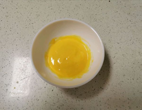 牛油果酱班尼迪克蛋