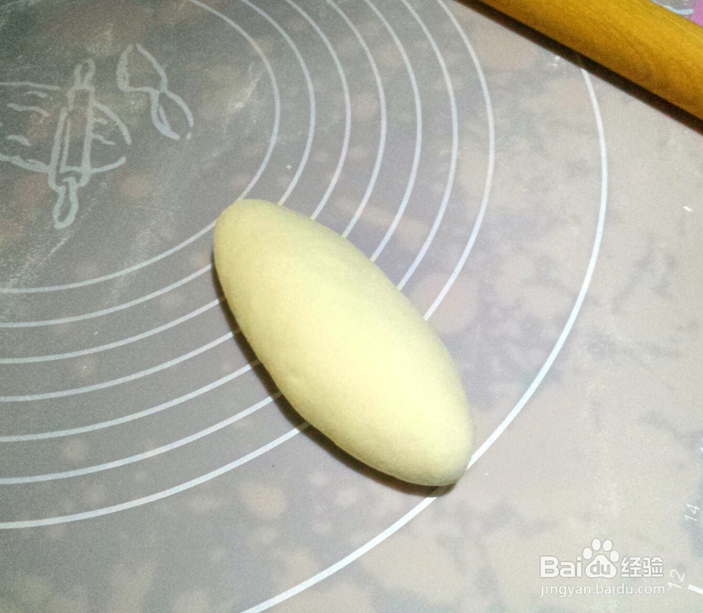 怎么做黄金鹅油香葱面包?