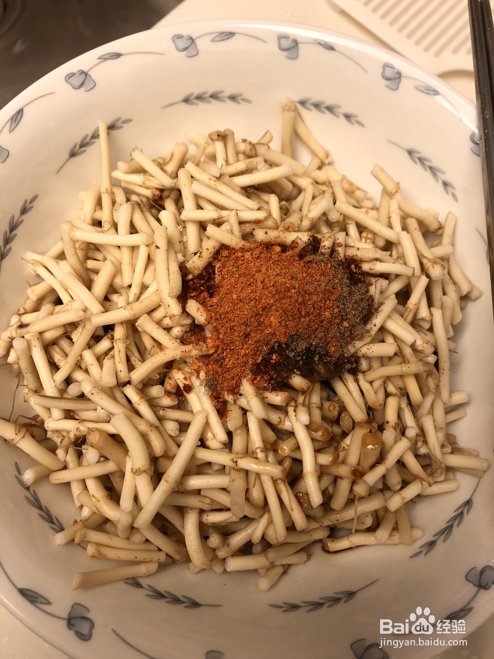 无法抵挡的凉拌折耳根鱼腥草