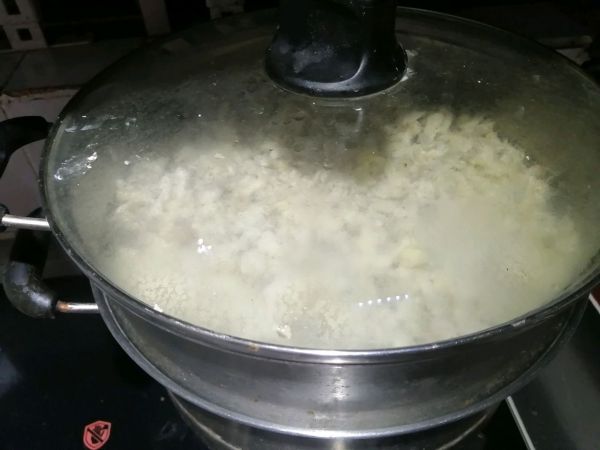 清香可口美味蒸槐花