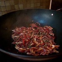 如何做蒜薹炒鸡胗