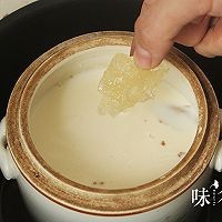 牛奶桃胶怎么做