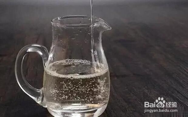 衣服上的奶油怎么洗掉