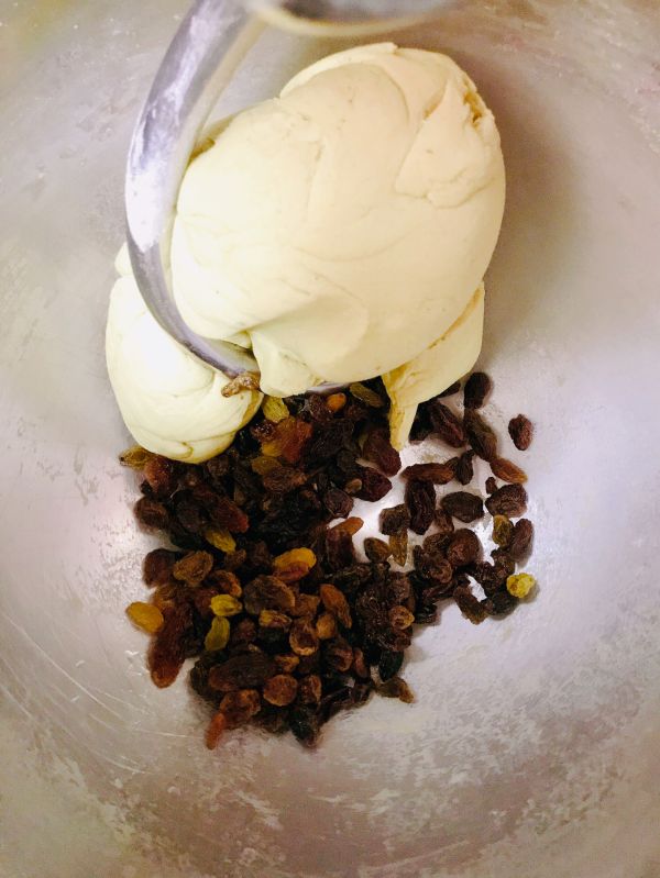 葡萄干荞麦馒头