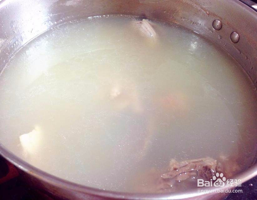 鲍鱼花胶焖鸡煲的做法