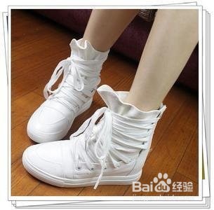 怎么清洗白色帆布鞋