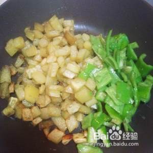 食补佳品土豆鸡丁