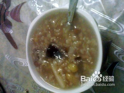 跟我来学做山药银耳粥