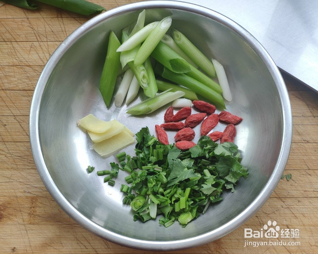 如何制作鲫鱼炖豆腐？