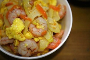 河南特色-春笋虾仁炒蛋怎么做？