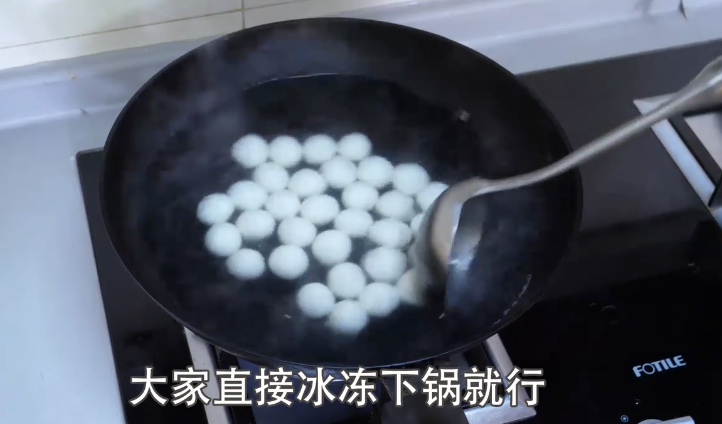 煮汤圆用冷水还是热水