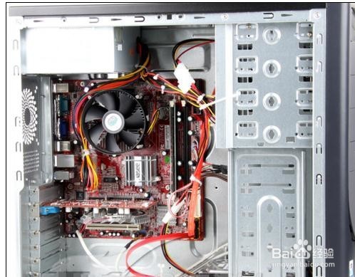 电脑开机3秒就重启循环