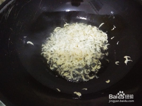 教你做虾皮炒青蒜