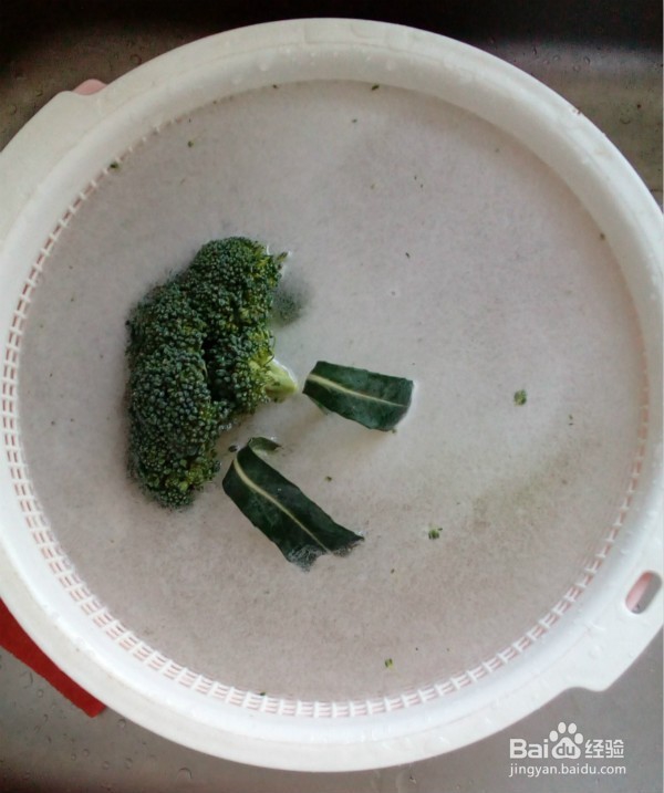 ；清爽美味凉拌西兰花