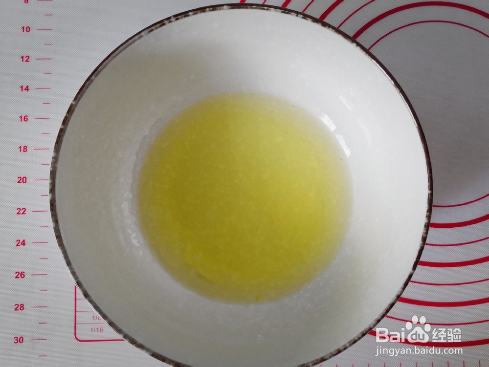 纸杯蛋糕不开裂不塌陷的制作方法！