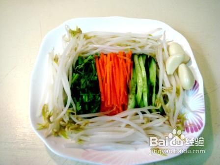 酱焖小肉抻条子