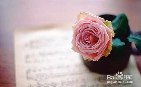 如何更克服自卑