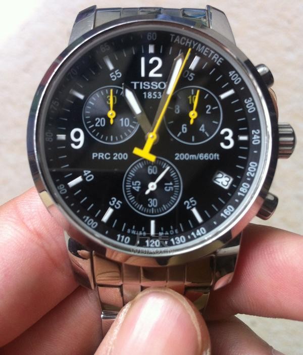 请问如何把天梭表的秒针调到12点处!