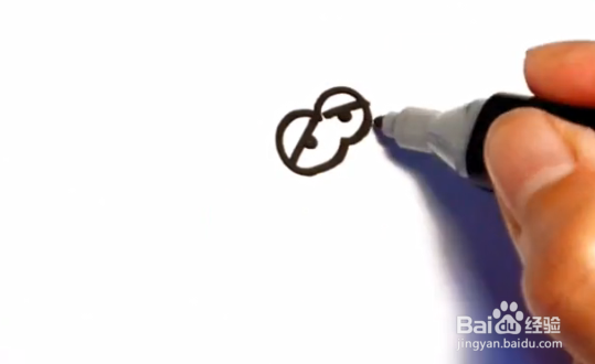 如何简笔画出芝麻街中的卡通人物大鸟
