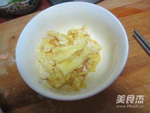 菜心蛋炒面的做法