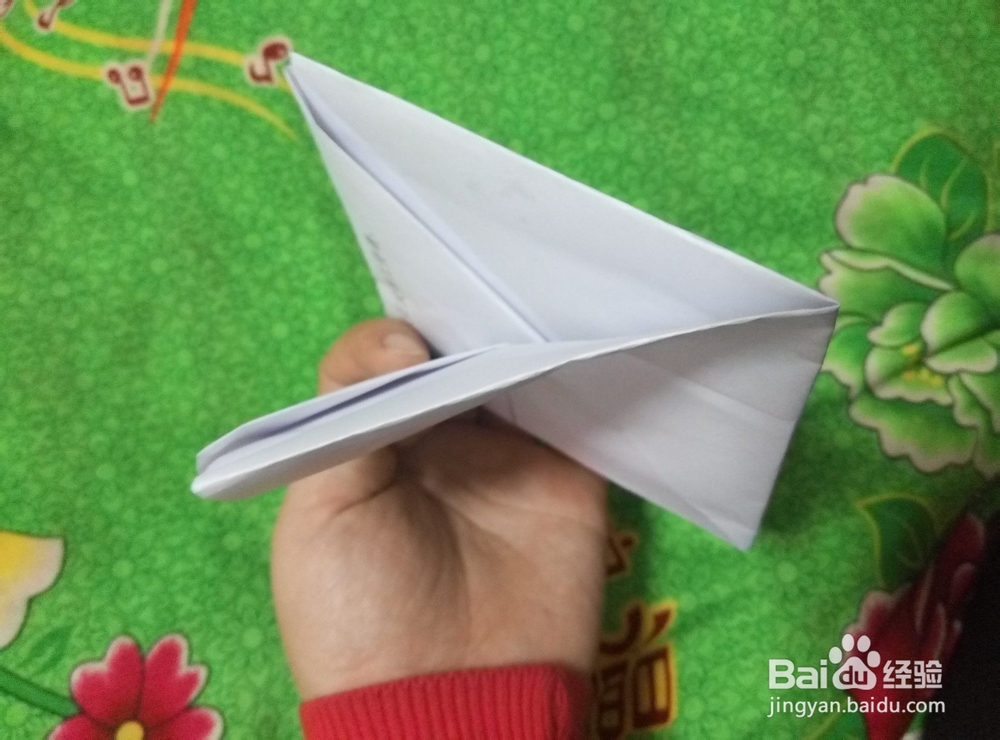折纸艺术：怎样用纸折小船