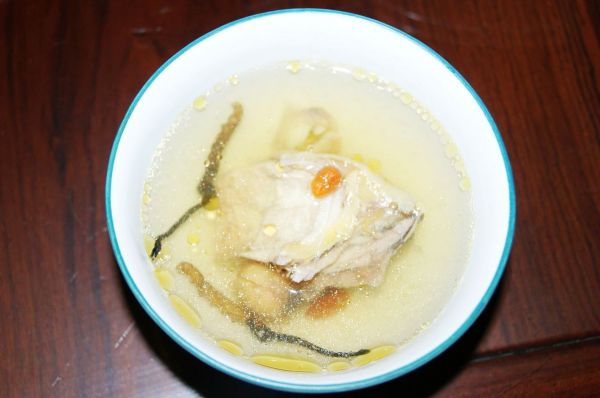 虫草淮杞炖鹧鸪