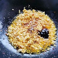 美味蒜泥小龙虾