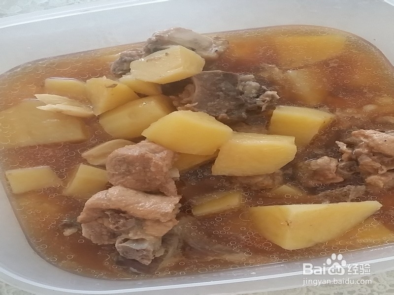 【图解】怎样用土豆炖排骨