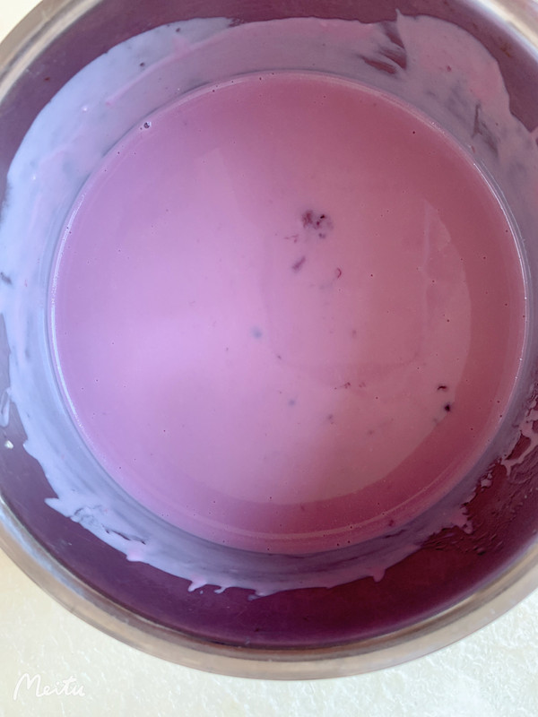 美味酸奶巧克力慕斯