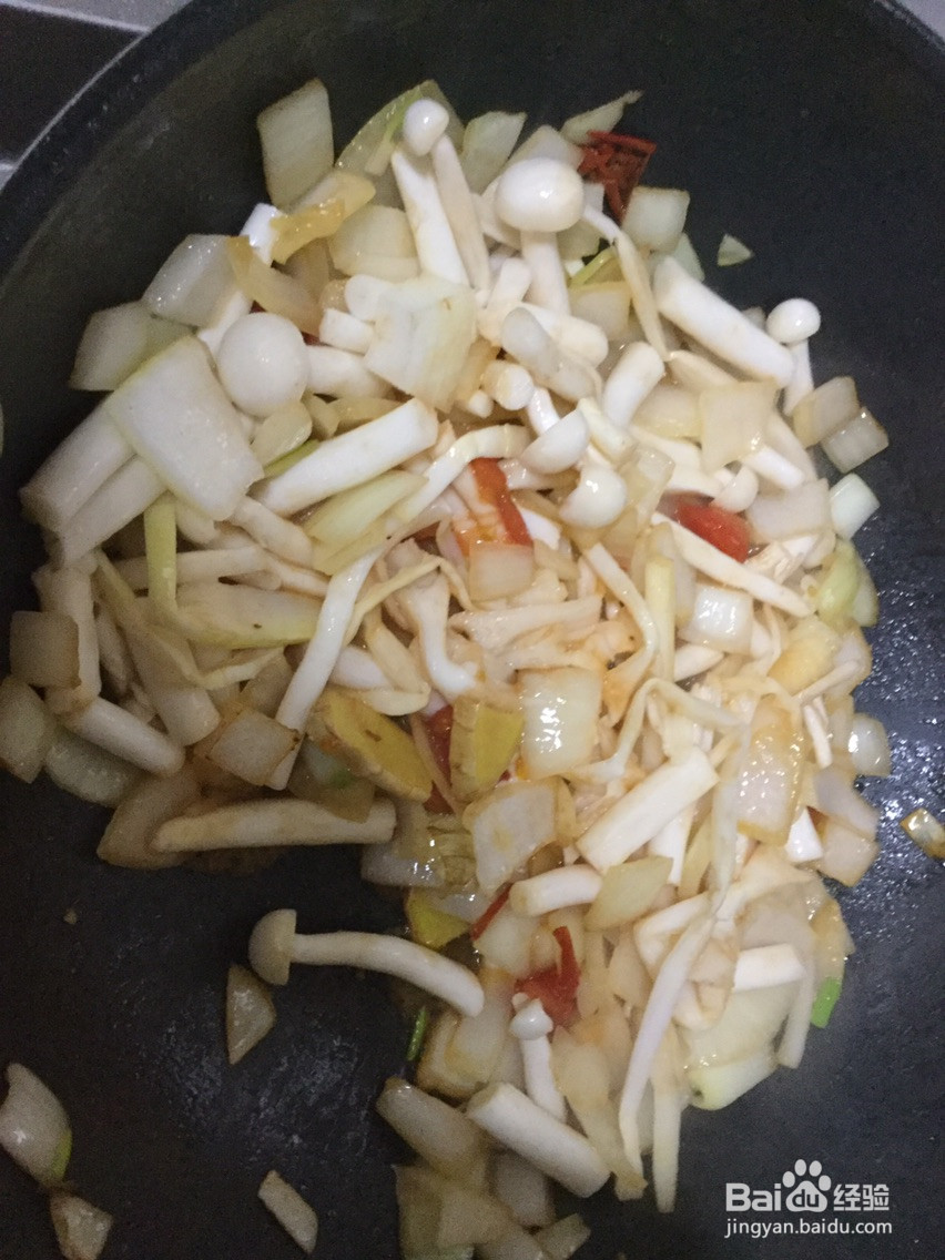 西红柿海鲜酸汤的做法