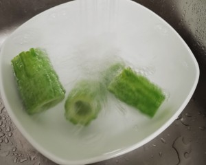 紫薯苦瓜制作过程