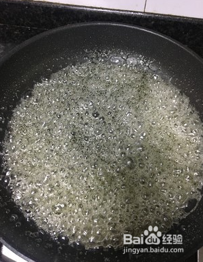 怪味花生的做法