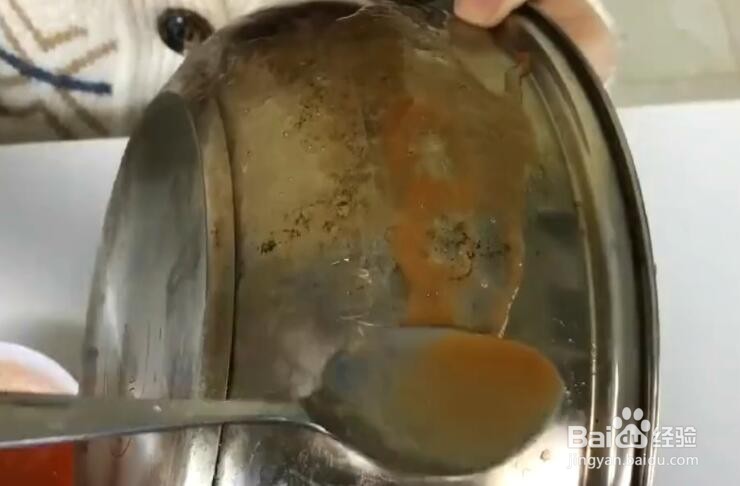如何让不锈钢锅洁净如新？