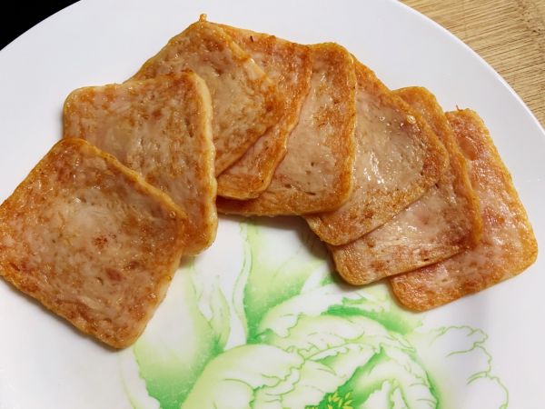 肉松午餐肉玉米粒三明治