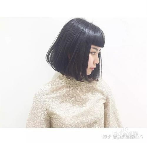 圆脸女生怎么选适合自己的发型